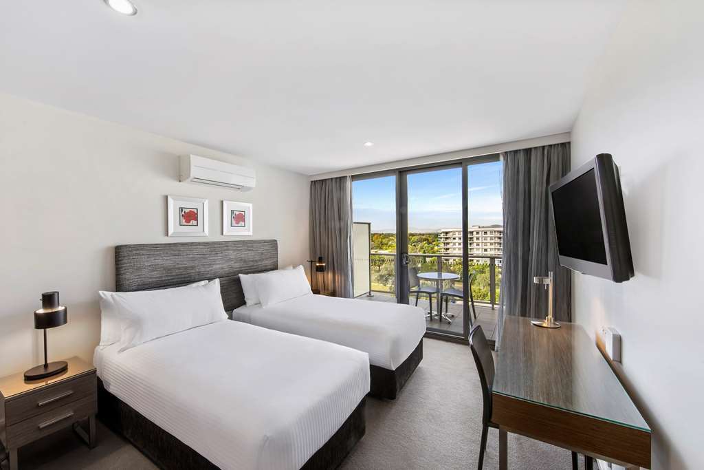 Adina Serviced Apartments Canberra Dickson חדר תמונה